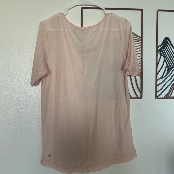 Lululemon shirt - Picture 3 of 3